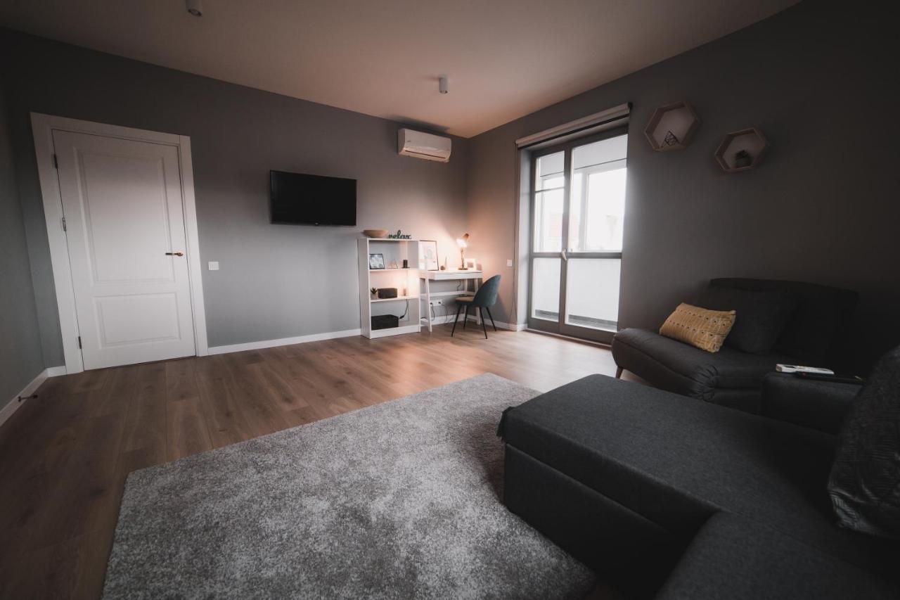 Apart-Hotel Kostjukowski Apartments Nizhynska 17 Lviv Bagian luar foto