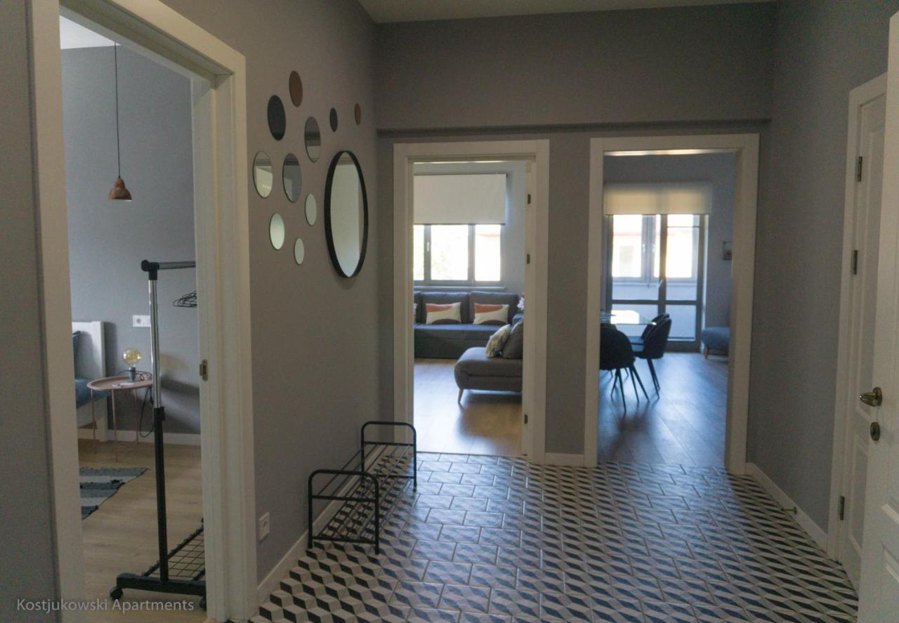 Apart-Hotel Kostjukowski Apartments Nizhynska 17 Lviv Bagian luar foto