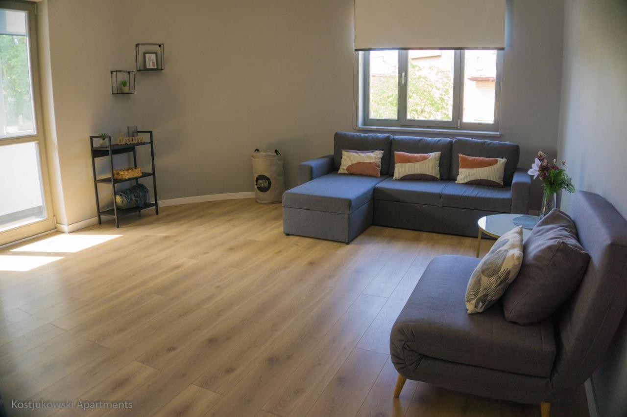 Apart-Hotel Kostjukowski Apartments Nizhynska 17 Lviv Bagian luar foto