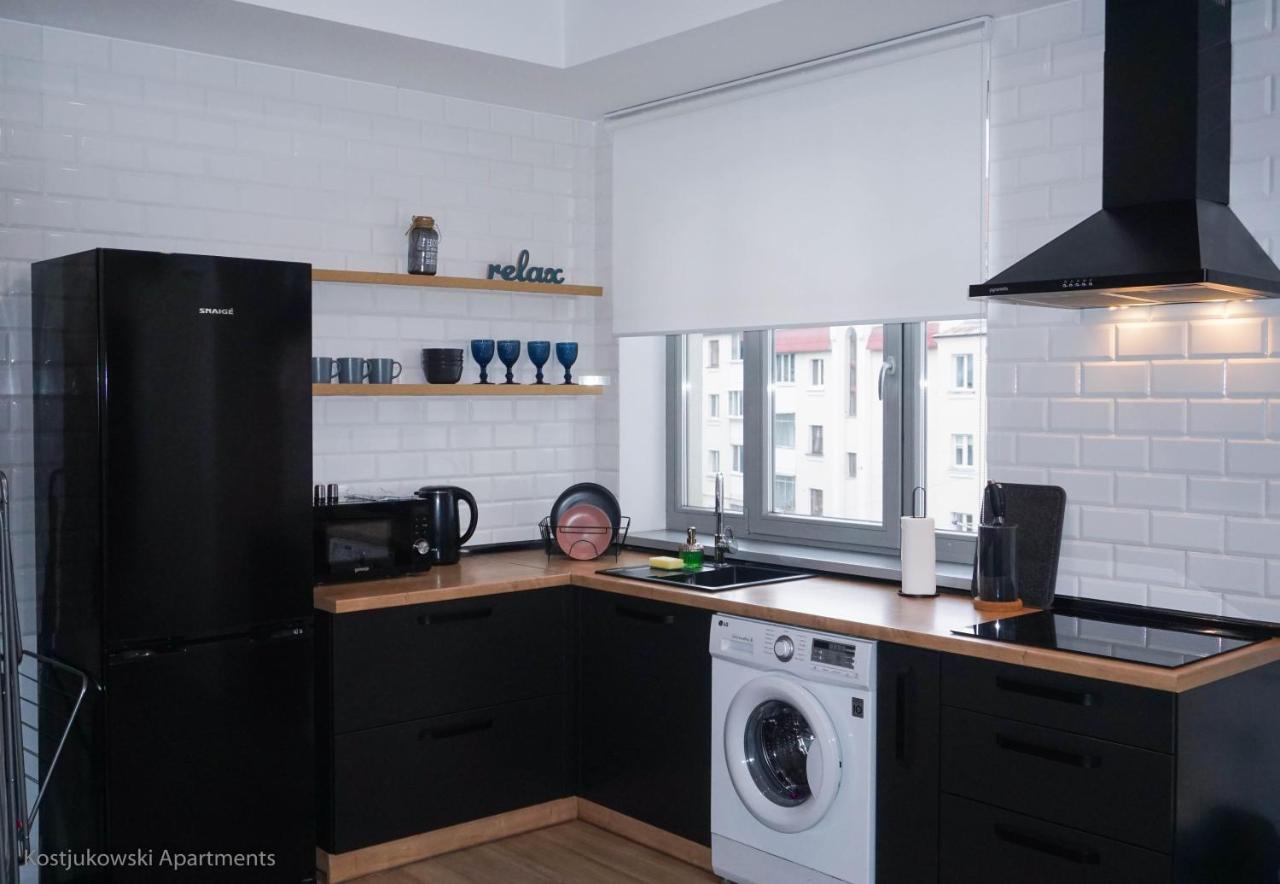 Apart-Hotel Kostjukowski Apartments Nizhynska 17 Lviv Bagian luar foto